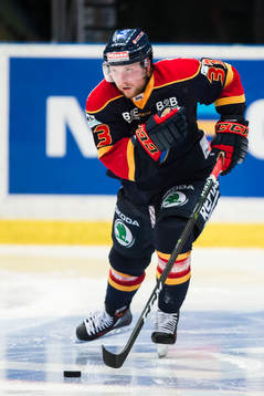 Djurgårdens Linus Hultström i aktion