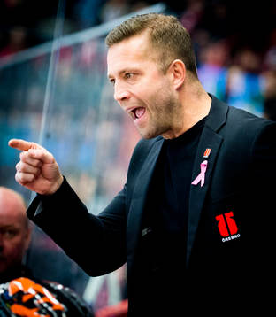Örebros tränare Johan Tornberg är arg