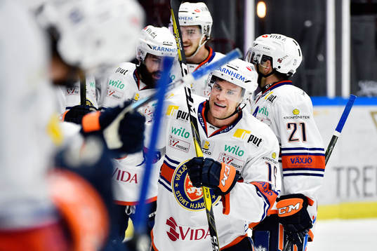Växjös Geoff Platt jublar