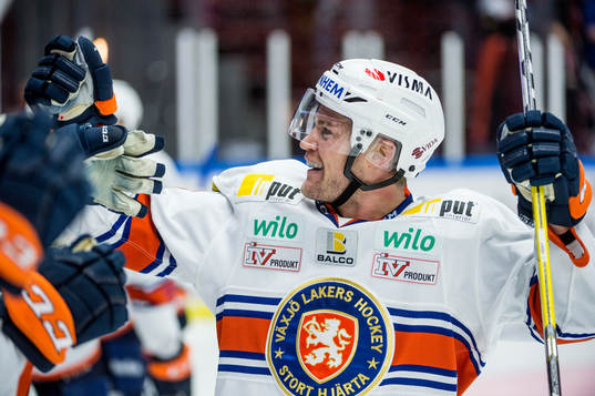 Växjös Geoff Platt jublar
