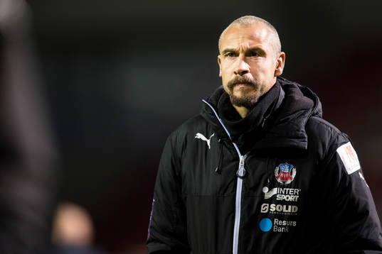Helsingborgs manager Henrik Larsson deppar i halvtid