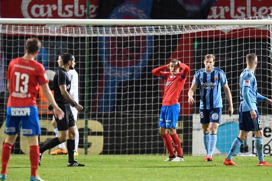 Helsingborgs Jordan Larsson deppar