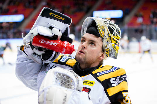 Skellefteås målvakt Gustaf Lindvall