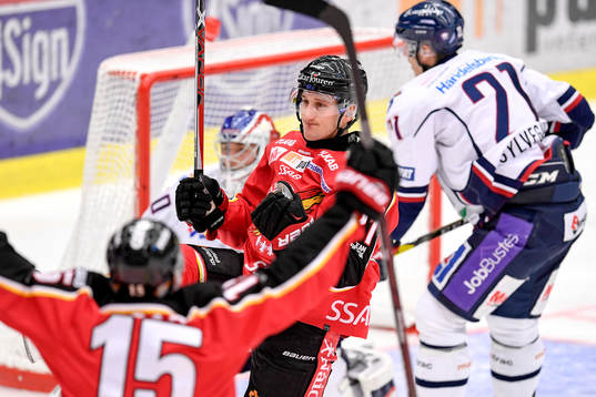 Luleås Bill Sweatt jublar