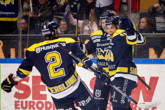 s Filip Sandberg jublar