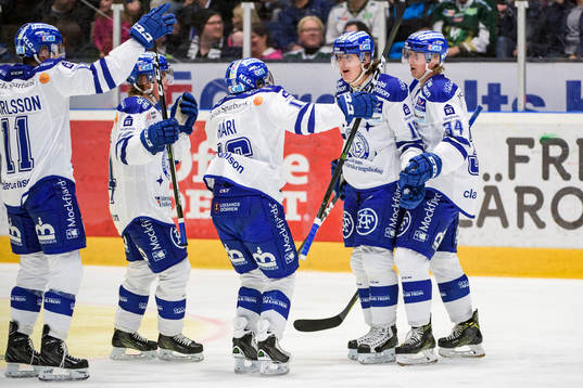 Leksands Johan Porsberger och Leksands Olle Alsing jublar