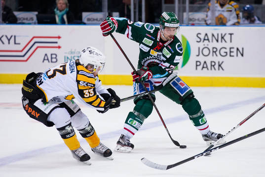 Frölundas Patrik Carlsson mot Skellefteås Sebastian