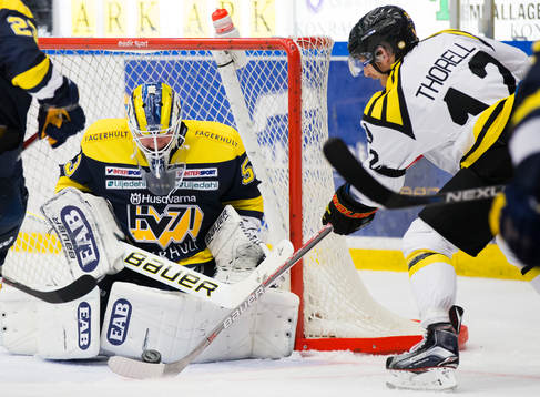 s målvakt Fredrik Pettersson-Wentzel mot Brynäs Gustaf
