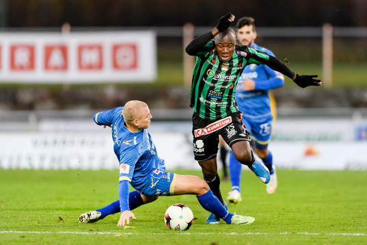 Ljungskiles Petter Björlund och Varbergs Nsima Peter
