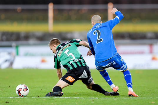 Varbergs Ivan Näsberg och Ljungskiles Ahmed El-Amrani