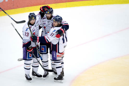 Linköpings Andrew Gordon, Niklas Persson och Garret Roe