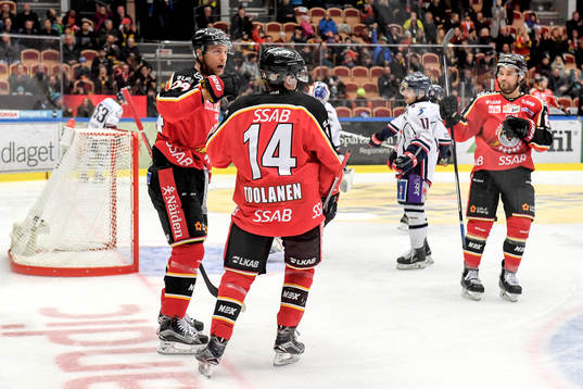 Luleås Johan Harju jublar