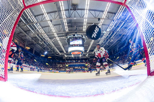 Växjös Erik Josefsson gör mål 4-2 i tom bur
