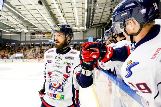 Linköpings Niklas Persson jublar
