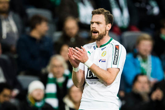 Hammarbys Arnór Smárason applåderar