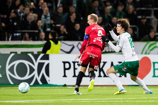 Norrköpings Andreas Johansson och Hammarbys Romulo Cabral