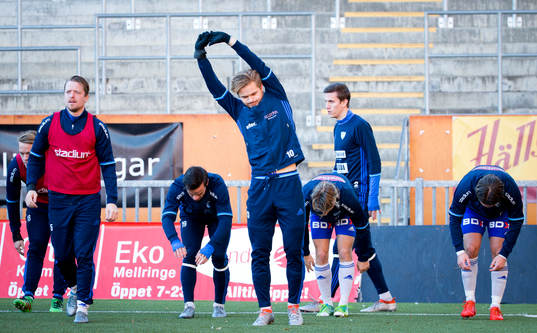 Luleåspelarna Patrik Pettersen, Joel Rajalakso och Anton