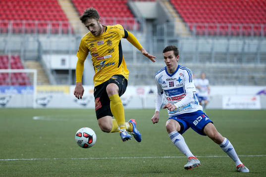 Forwards Markus Gustafsson och Luleås Anton Andersson