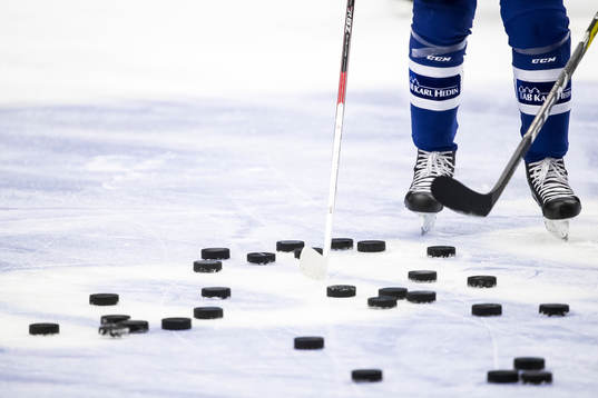 Puckar och klubba