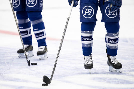 Klubba och puck