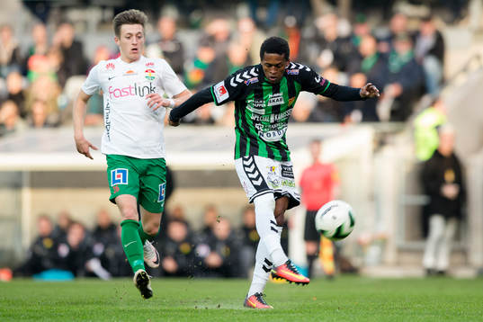 GAIS Luther Singh skjuter ett skott
