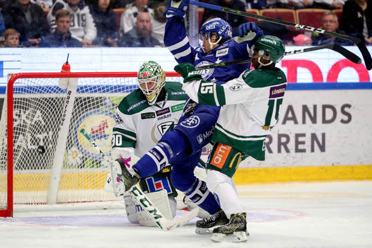 Leksands Sondre Olden ser 1-0 gå in bakom Färjestads