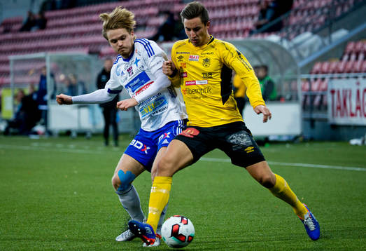 Luleås Joel Rajalakso och Forwards Pontus Jakobsson