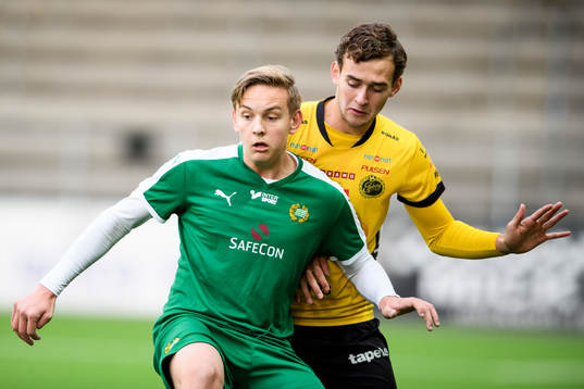 Hammarbys Marcus Mitander och Elfsborgs Adrian Zeka