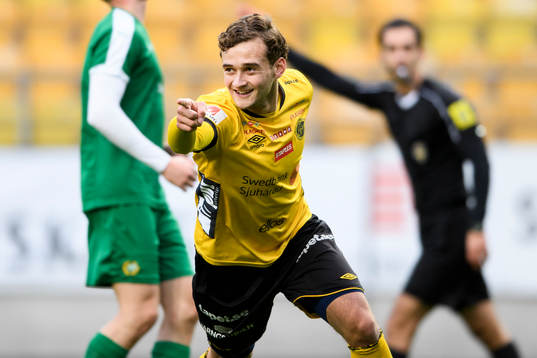 Elfsborgs Adrian Zeka jublar