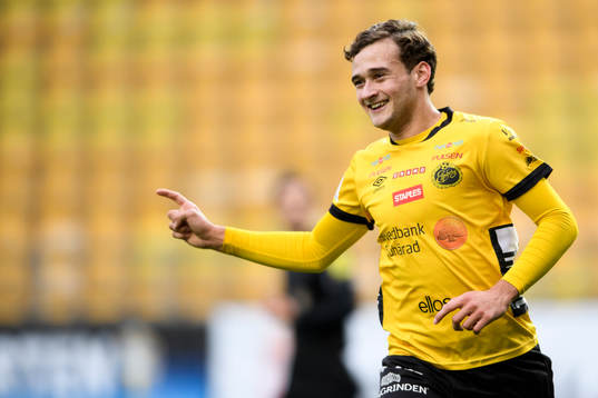 Elfsborgs Adrian Zeka jublar