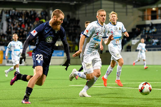 Malmö FFs Jo Inge Berget och Gefles Anton Lans