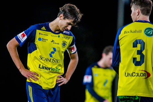 Bläddra bland fler bilder av Fotboll, Superettan, Ängelholm - Örgryte