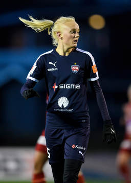 Rosengårds Alexandra Lowe Riley