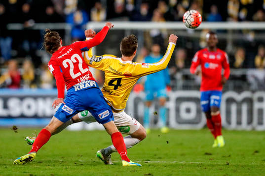Falkenbergs Daniel Johansson och Helsingborgs Jesper Lange