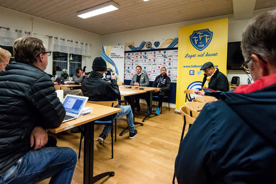 Falkenbergs tränare Hans Eklund och Helsingborgs tränare