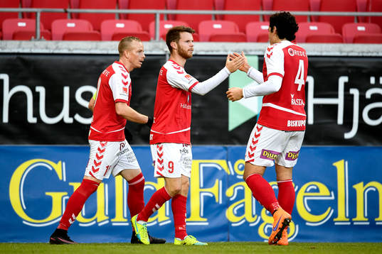 Kalmars Måns Söderqvist jublar