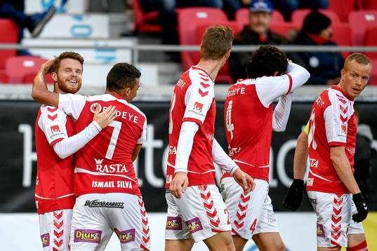 Kalmars Måns Söderqvist jublar