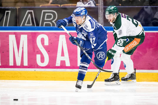Leksands Eric Castonguay  i ishockeymatchen i SHL mellan