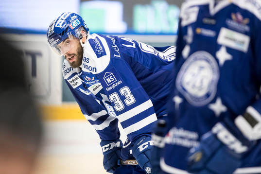 Leksands Markus Lauridsen  i ishockeymatchen i SHL mellan