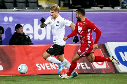 Örebros Daniel Björnqvist och Östersunds Saman Ghoddos