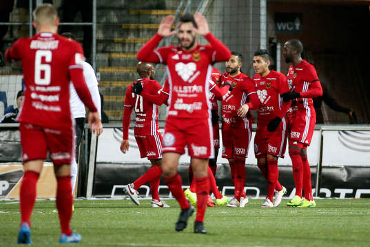 Östersunds Saman Ghoddos jublar