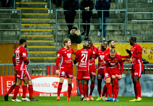 Östersunds Ken Sema jublar