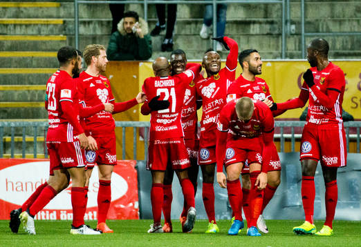 Östersunds Ken Sema jublar