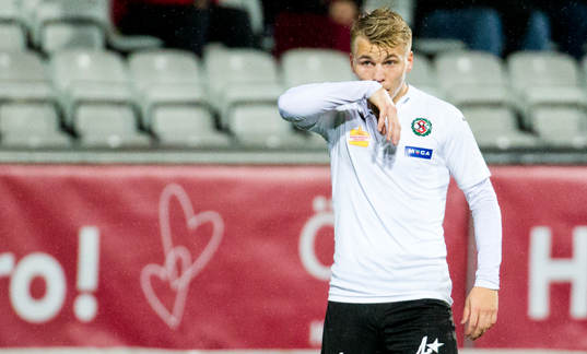Örebros Sebastian Ring deppar