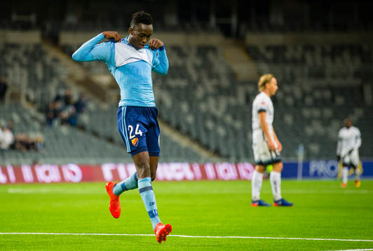Djurgårdens Philana Tinotenda Kadewere gör 1-0  och