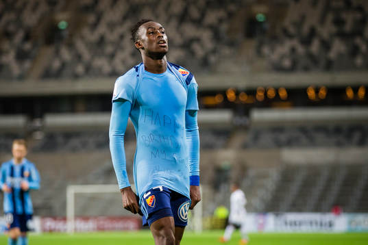 Djurgårdens Philana Tinotenda Kadewere gör 1-0  och