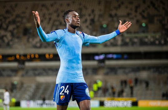 Djurgårdens Philana Tinotenda Kadewere gör 1-0  och