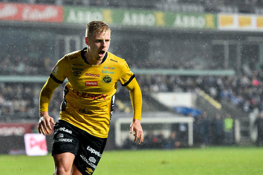 Elfsborgs Per Frick jublar