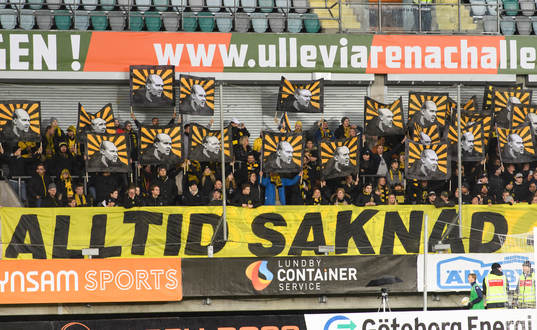 Elfsborgs supportrar hyllar Klas Ingesson