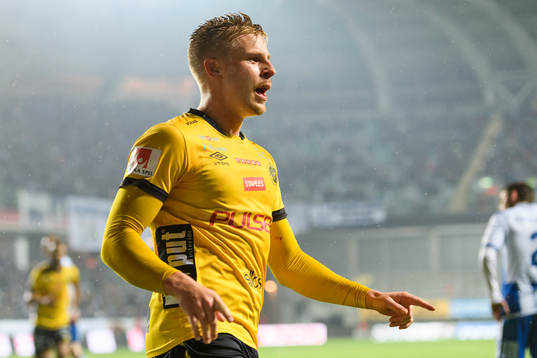 Elfsborgs Per Frick jublar